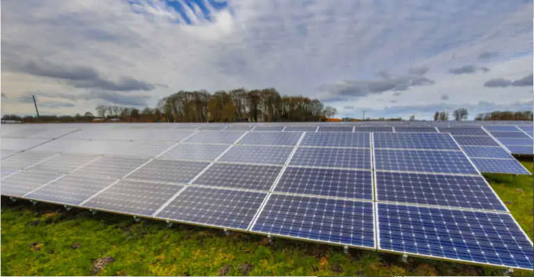 Fotovoltaico, focus nel nuovo numero di QualEnergia